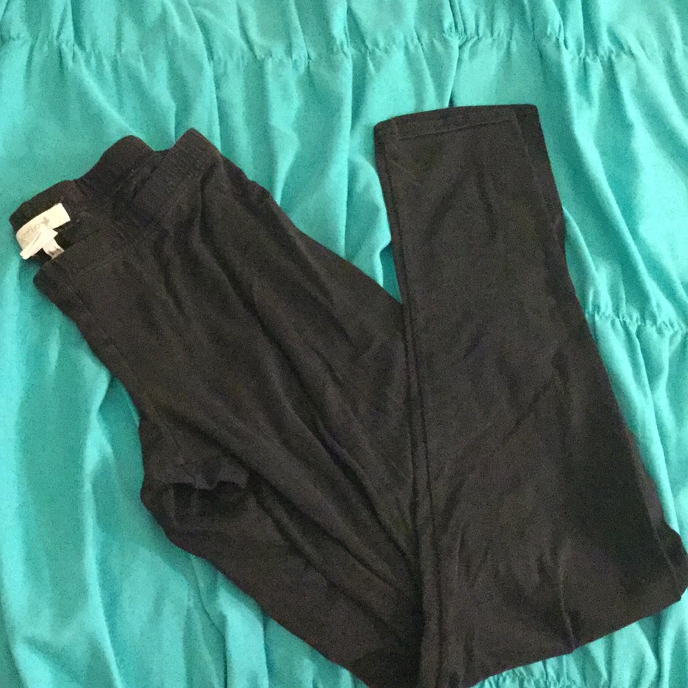 Plain Black Aerie leggings